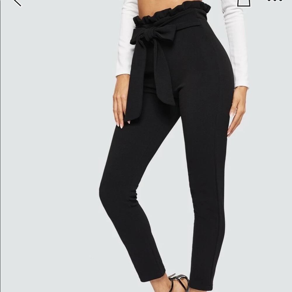 Paperbag belted pants